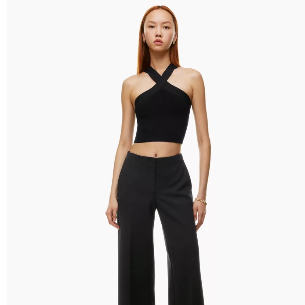 Aritzia Babaton Sculpt Knit Criss Cross Cropped Tank